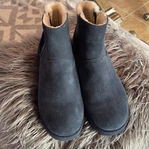 Comfy bear paws boots!